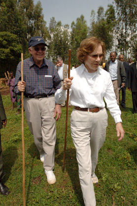 Former U.S. President Jimmy Carter and former First Lady Rosalynn Carter during a visit to the village of Mosebo to commend the efforts of the Amhara Region to prevent trachoma.
